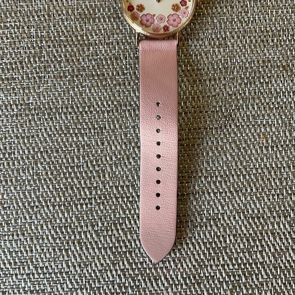 NWT COACH PERRY BLUSH PINK LEATHER STRAP TEA ROSE WATCH - Picture 11 of 17
